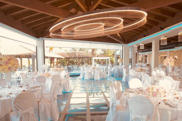 Marchetti-illuminazione-realizations-suspended-lamp-restaurant